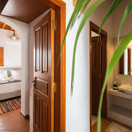 Althea וילה לינדוס